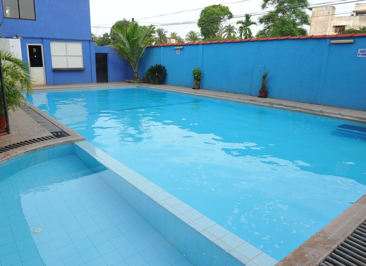 Hotel Nelly Vavuniya Exterior photo